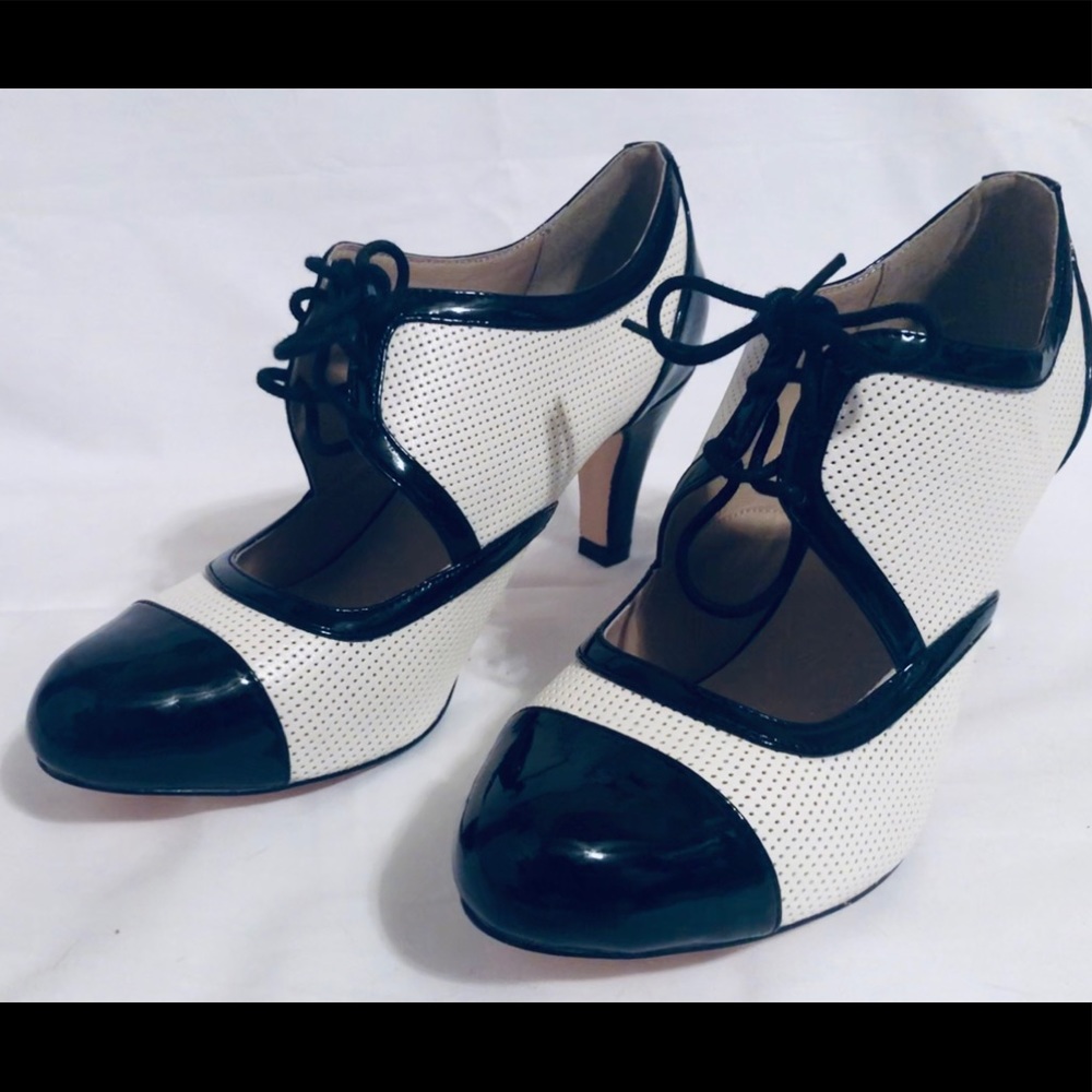 Chelsea Crew black and white retro pumps 9M NIB